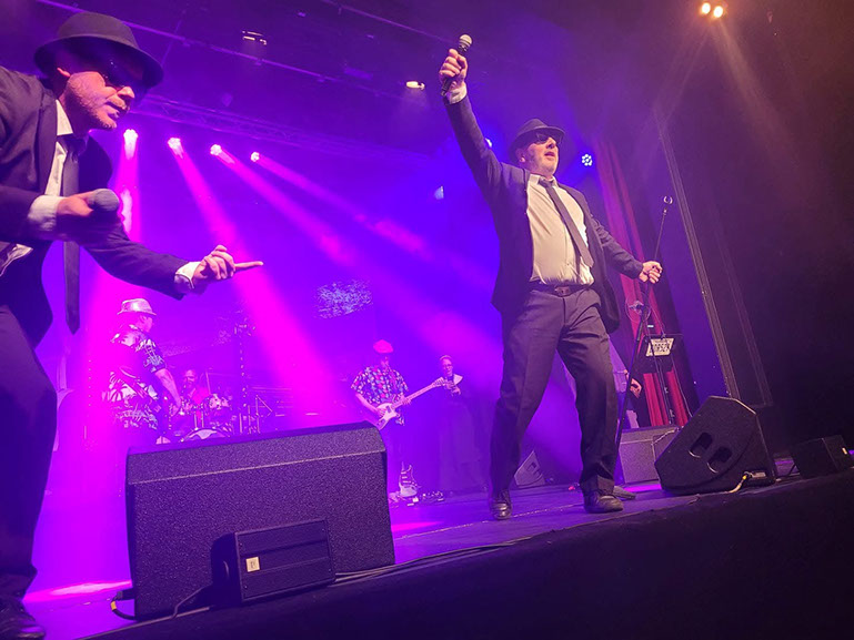 The All New Blues and Soul Revue theatre production live on stage